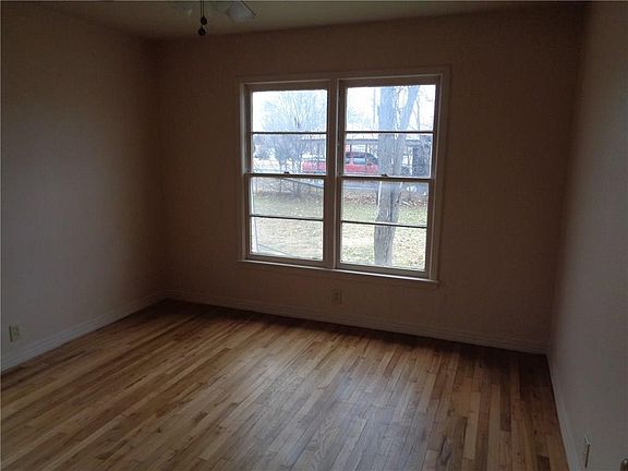 5th image of 1602 SE 11th Ave