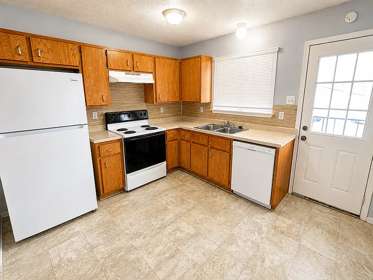 1315 Quail Cir — Photo 12