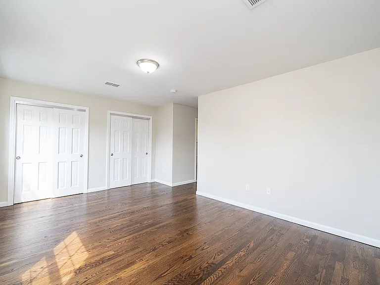 271.5 Grant Ave #2 — Photo 10