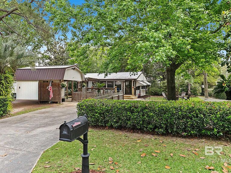 Listing photo 4