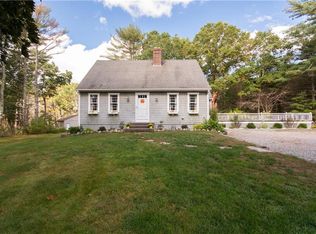 10 Isaac Fiske Rd, Coventry, RI 02827