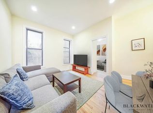534 W 47th St APT 1R, New York, NY 10036