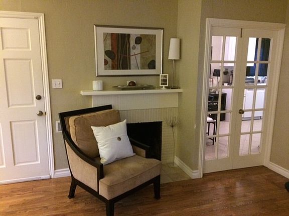 Fireplace / Living Room 2