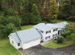 18A Kellogg St, Brookfield, CT 06804