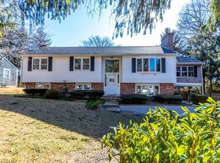 54 Maureen Rd, Centerville, MA 02632