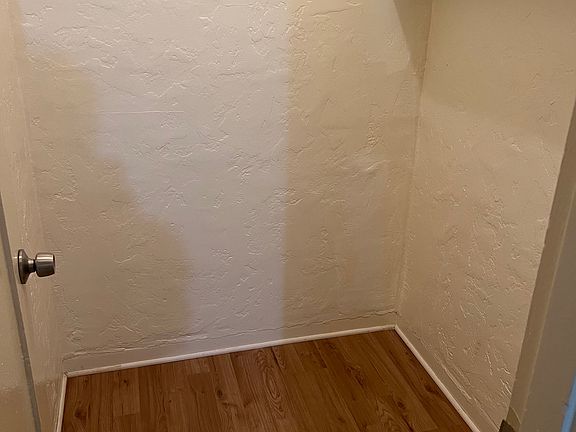 5th image of 132 Carr Dr #6