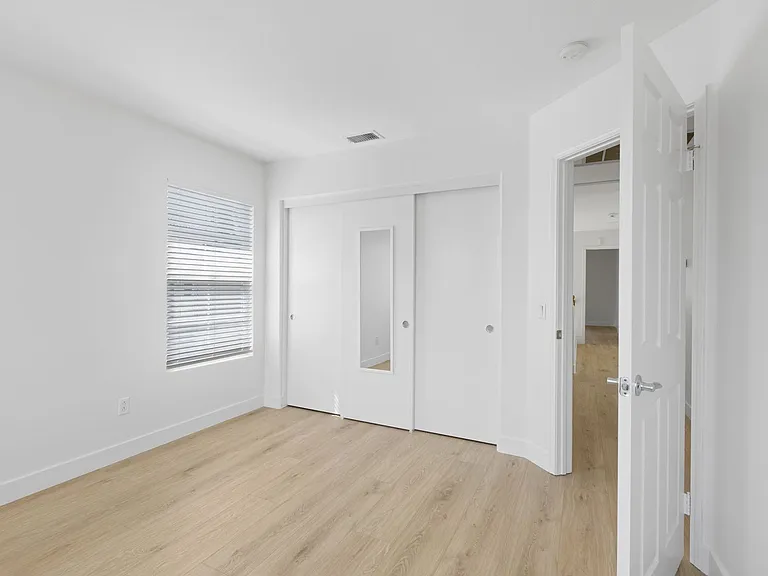 11349 Ferrara Ln — Photo 34