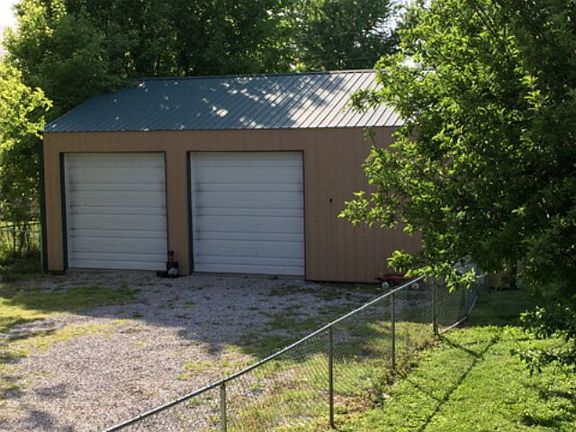 4th image of 5509 Graham Ln