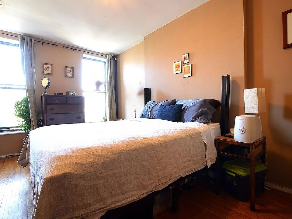 2nd image of 436 Prospect Ave #2A
