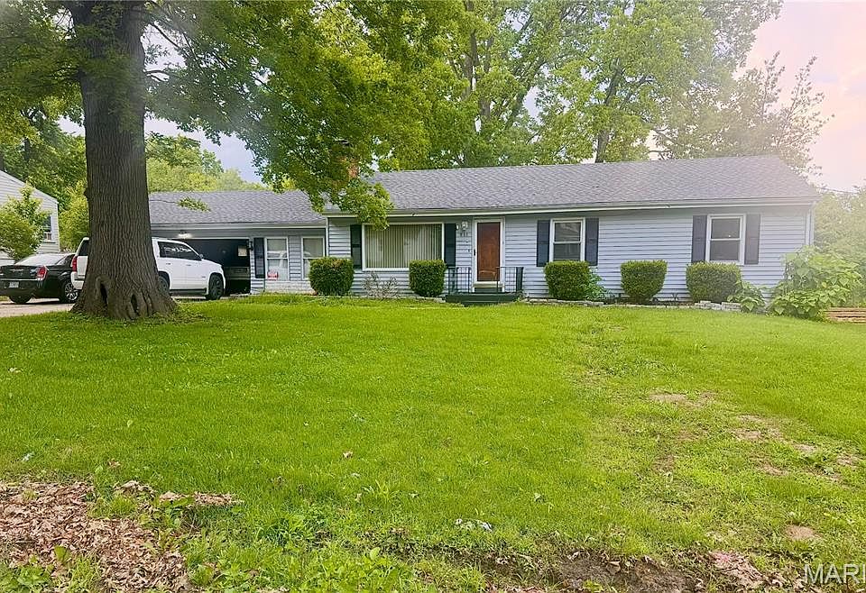 1st image of 881 Prigge Rd