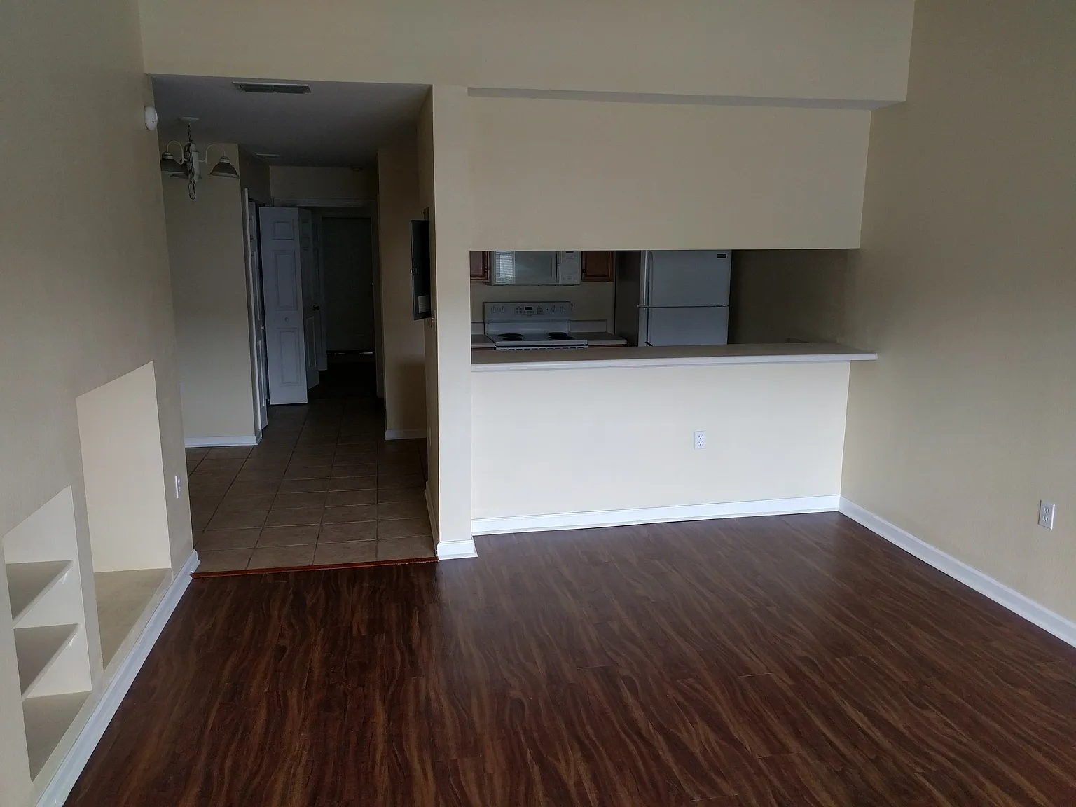 3 bed, 1209 sqft, $1,450 — Photo 3