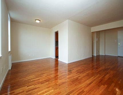 3rd image of 22410 Jamaica Ave APT 3L