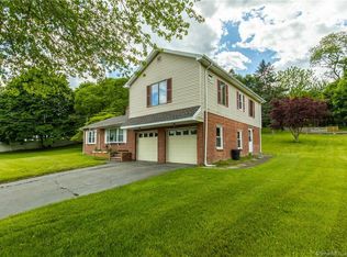 135 Upper State St, North Haven, CT 06473