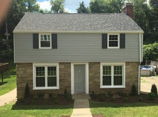 5311 Spring Valley Dr, Pittsburgh, PA 15236