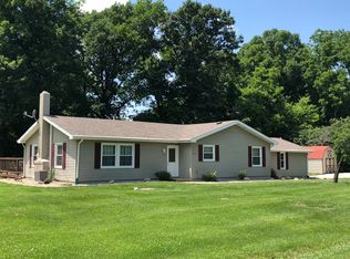 2968 E Cherokee Trail Dr, Terre Haute, IN 47802