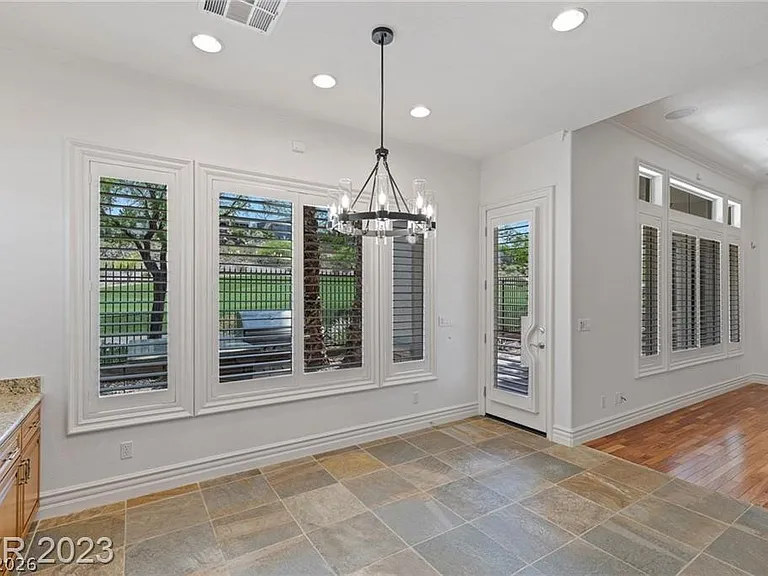 1447 Foothills Village Dr — Photo 22
