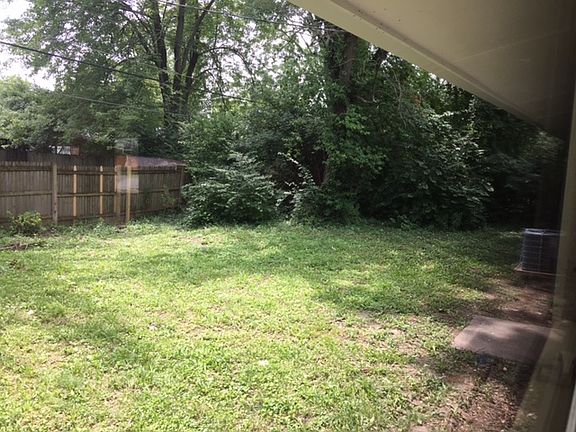 4th image of 5457 E 42nd St