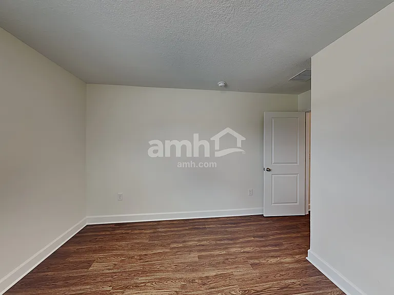 5916 Hampton Creek Rd — Photo 13