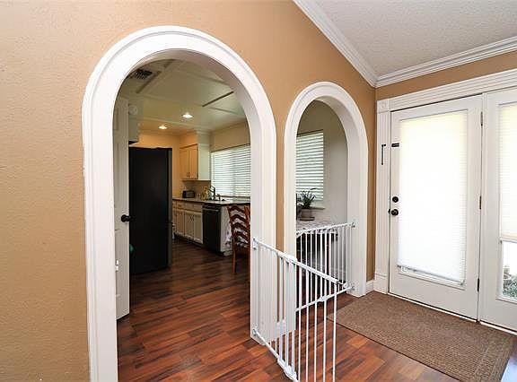 4th image of 1407 Natches Dr
