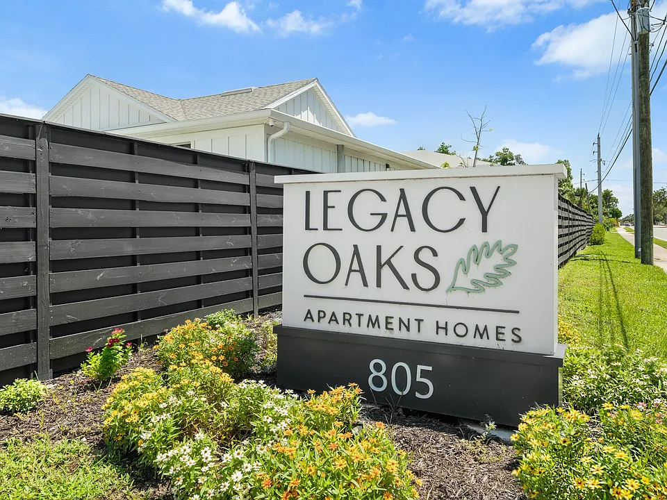 Legacy Oaks Apartment Homes