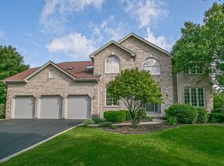 4331 Clearwater Ln, Naperville, IL 60564