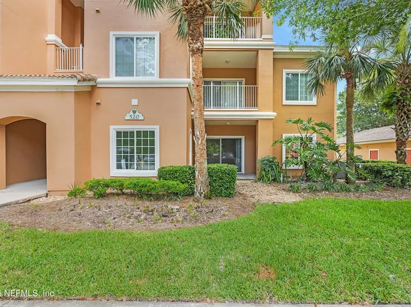 520 Florida Club Blvd APT 111,