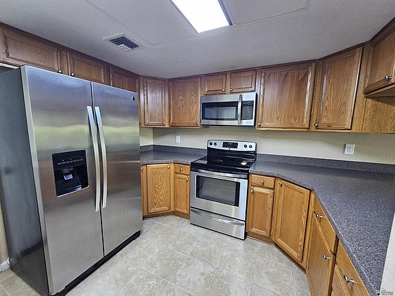 4th image of 10312 S Del Rey Dr