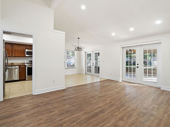5th image of 9014 Arndale Cir