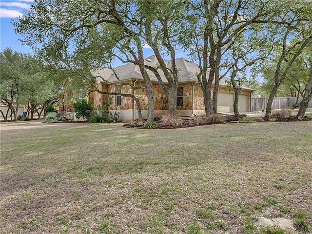 1st image of 1009 N Canyonwood Dr