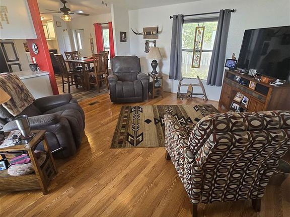 4th image of 3561 S Kings Ct