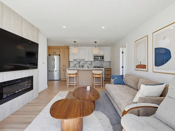2999 Mission Blvd Unit 201, San Diego, CA 92109