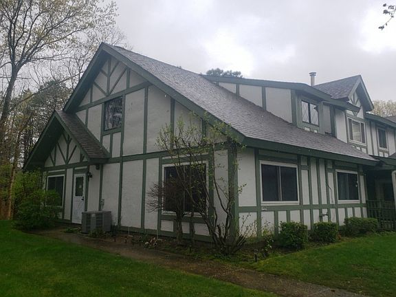 2nd image of 147 Eagle Hill Ct