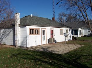 301 E Lincoln St, Flanagan, IL 61740