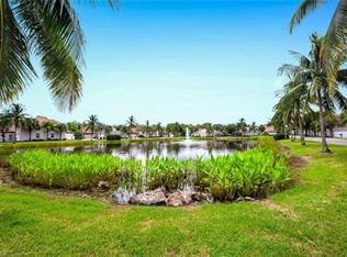 4251 Covey Cir #17-C, Naples, FL 34109