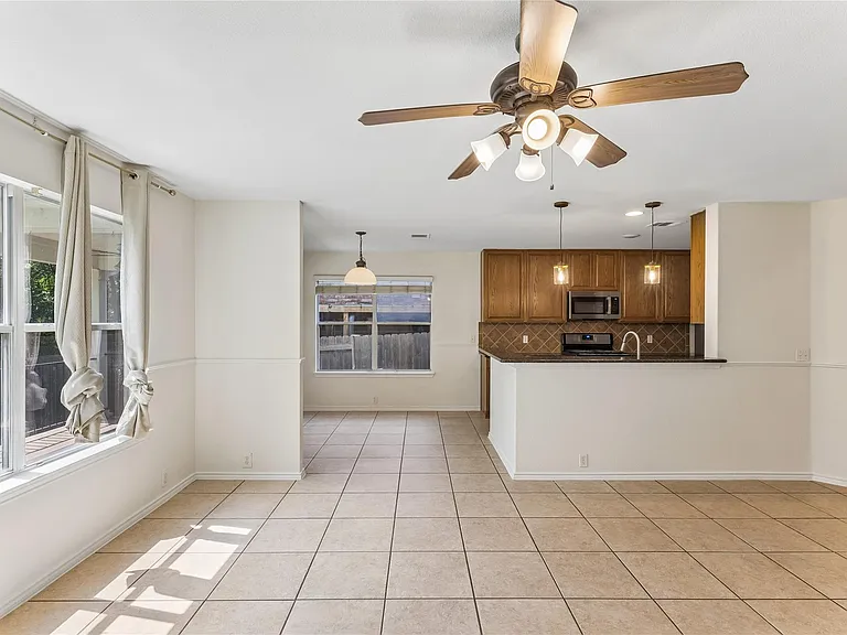 2372 Paradise Ridge Dr — Photo 15