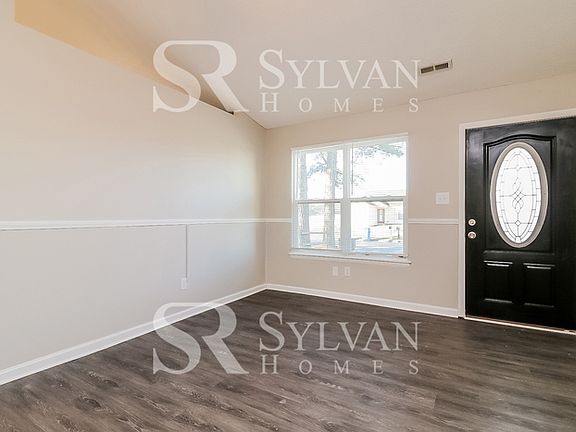 4th image of 1596 Mill Oak Dr