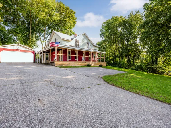 124 W Chicago St, Buchanan, MI 49107