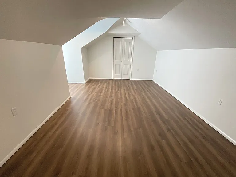 575 S Canterbury Ln — Photo 15