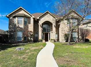 2011 Deepwood St, Mesquite, TX 75181