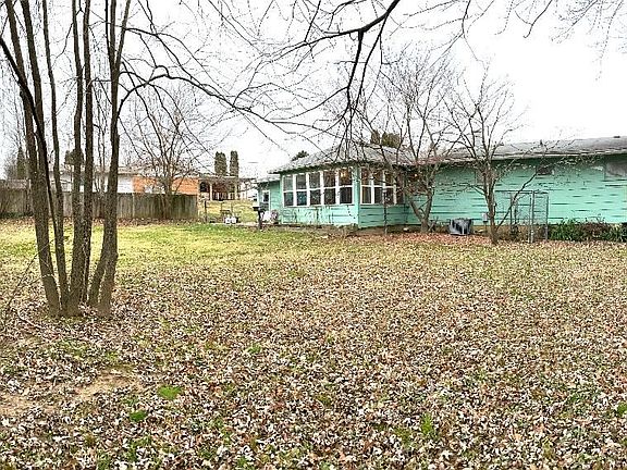 4th image of 4183 W Grand Ave