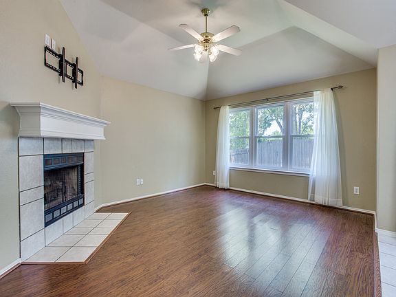 3rd image of 2216 Collington Dr