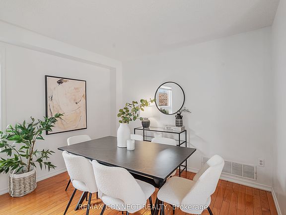 5th image of 1831 Dalhousie Cres