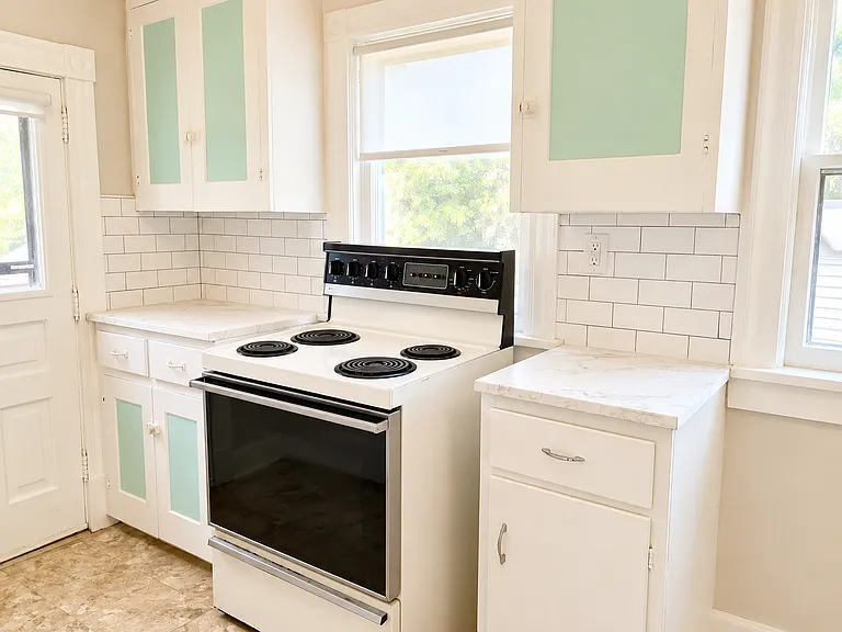 829 Miller Ave #2 — Photo 3