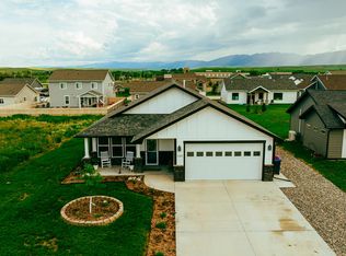 1358 Stoneridge Dr, Ranchester, WY 82839