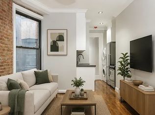 16 E 116th St #R2a, New York, NY 10029