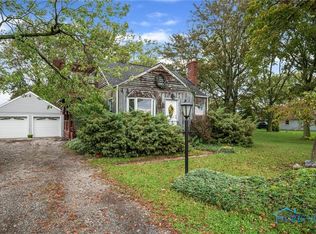 1606 Ayers Rd, Millbury, OH 43447
