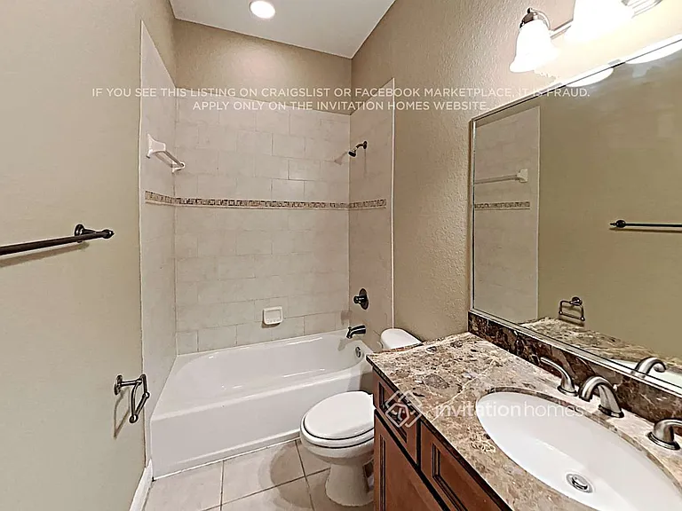 1075 Reflections Lake Loop — Photo 13