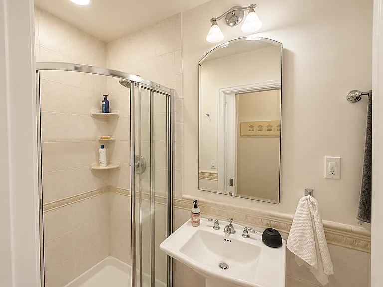 32 River St #1 — Photo 8