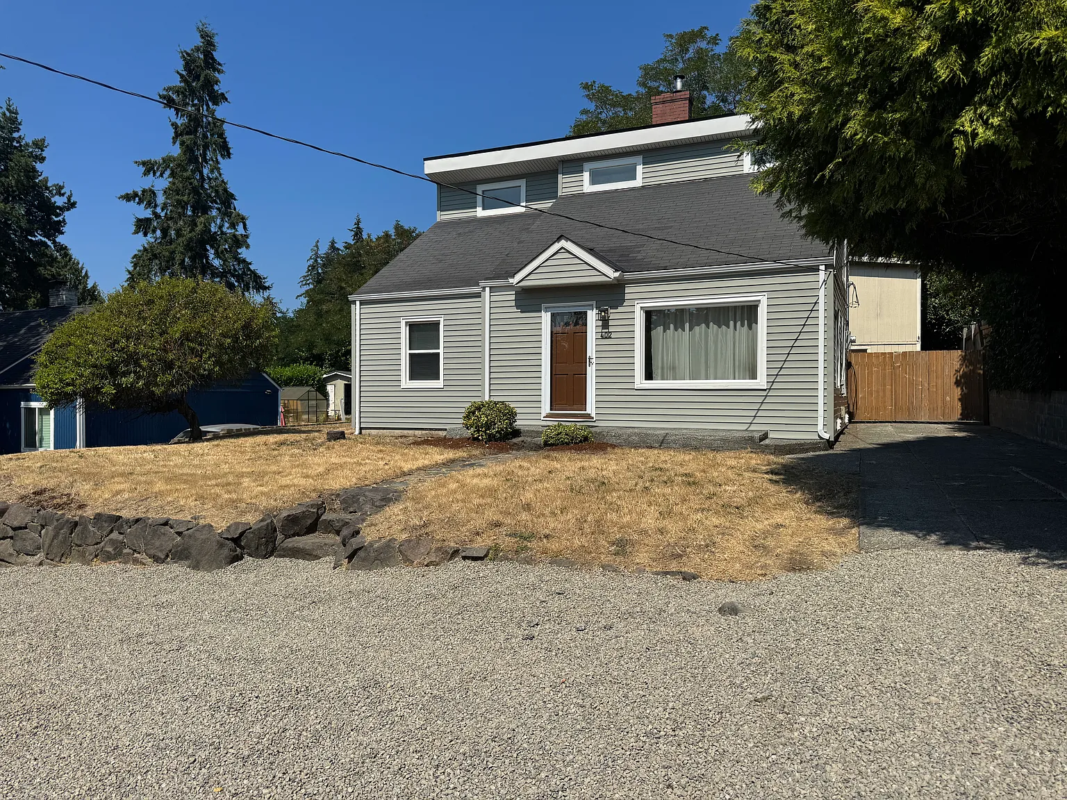 3 bed, 1360 sqft, $3,395 — Photo 1