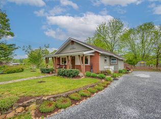1200 Stanwood Ln, Hendersonville, NC 28739